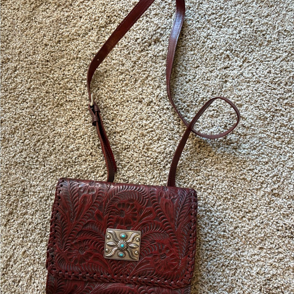 American West Grand Prairie Multi-Compartment Crossbody Flap Bag